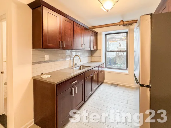 24-25 28th Street image 1 of 12