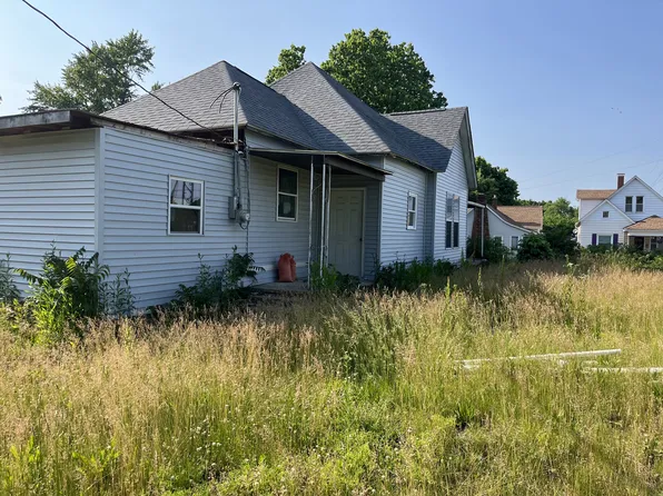 2445 Liberty Ave, Terre Haute, IN 47807