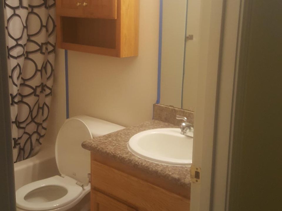 1st image of 1255 NE 152nd St APT 16