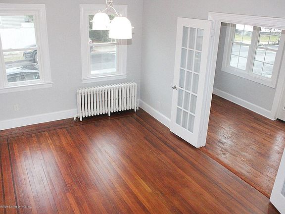 3rd image of 259 Waters Ave