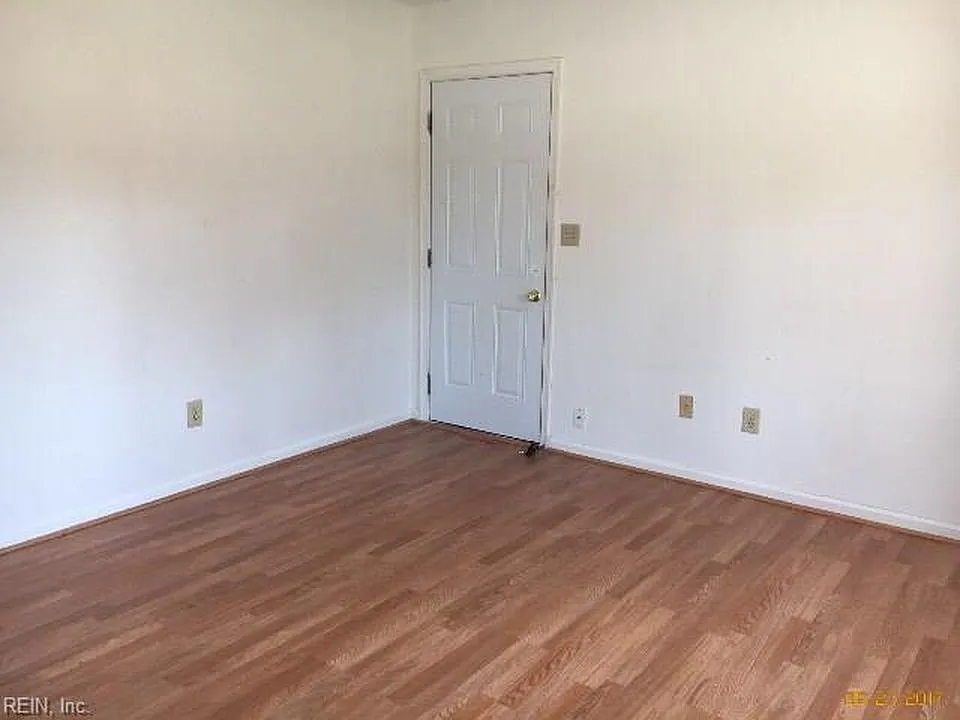 6036 Bradford Drive, #B, Suffolk, VA - 1 — Photo 4