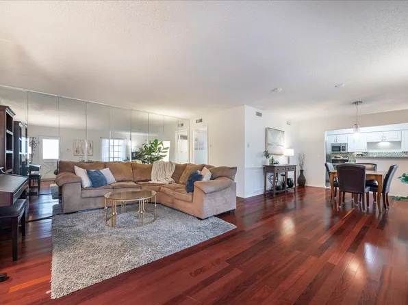 6027 E University Blvd #215, Dallas, TX 75206