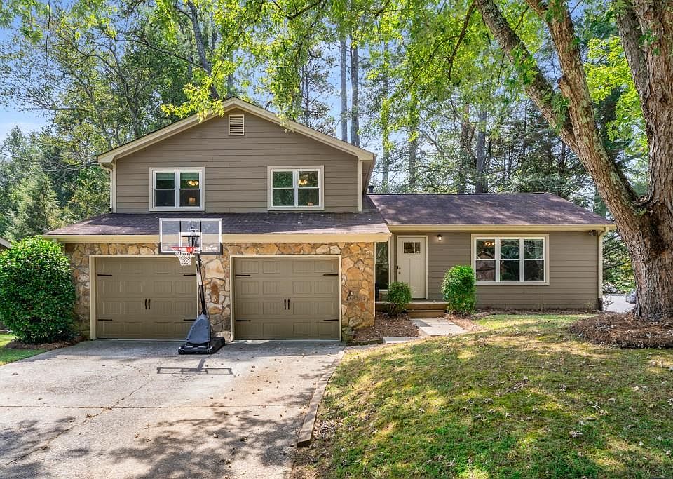 1st image of 350 Sea Holly Cir