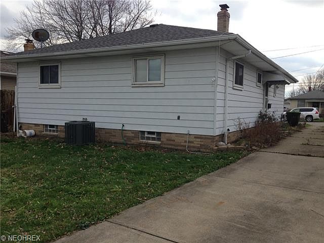 2nd image of 3839 Bosworth Rd
