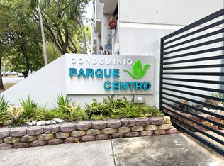 J 25 Parque Centro, San Juan, PR 00921