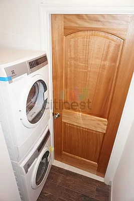 Rented by Citi Nest Group LLC | media 40