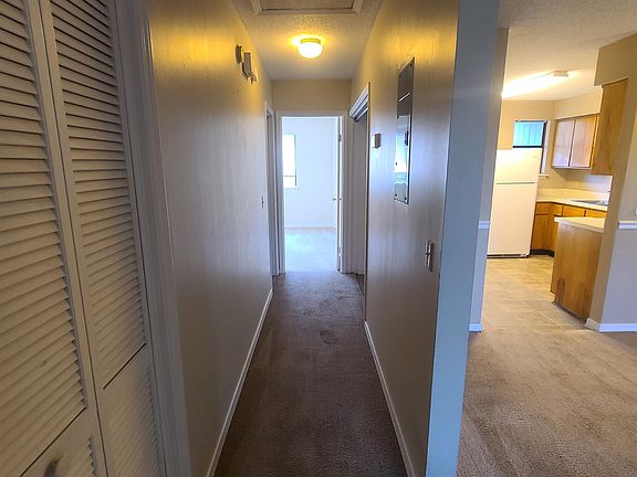 3rd image of 7100 Ponce De Leon Ave #11174310