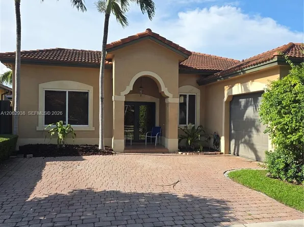 14811 SW 32nd Ln, Miami, FL 33185