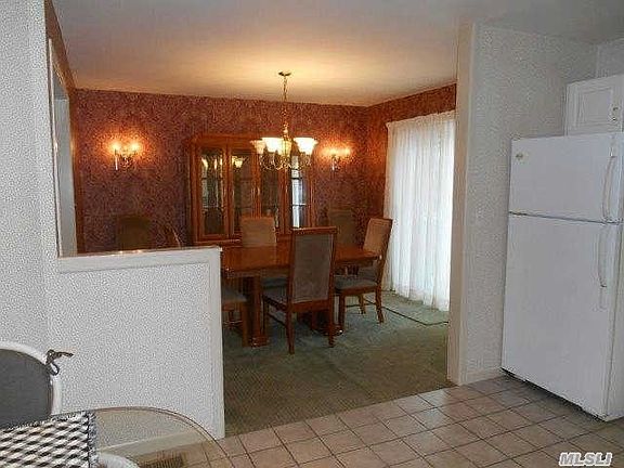 5th image of 44 Kelsey Ave