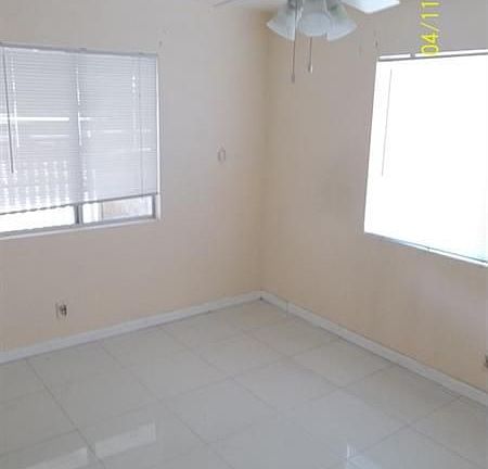 2nd image of 1523 Gulf Ave