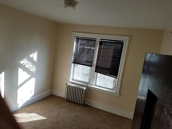 5th image of 379 Sanford Ave APT 403