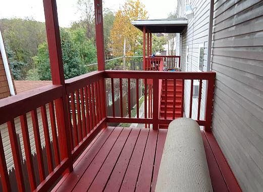 2nd image of 306 Lea St