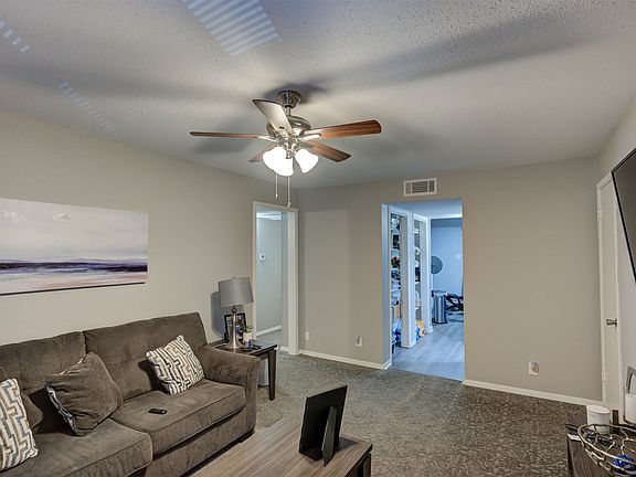 3rd image of 1820 E Kings Hwy APT 252