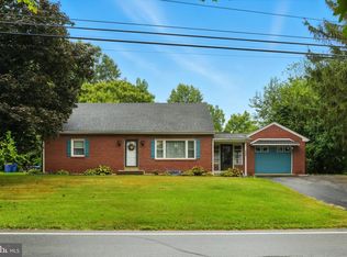 420 Oberlin Rd, Middletown, PA 17057