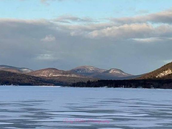 5th image of 2075 N Shore Road