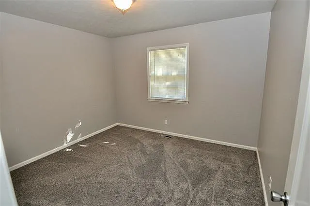 1624 Baltimore Ter — Photo 15