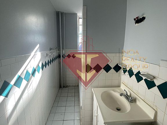 5th image of 1415 Palisade Ave #D1n