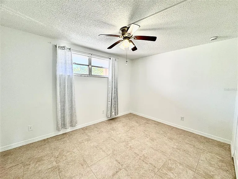 5820 N Church Ave #239 — Photo 38
