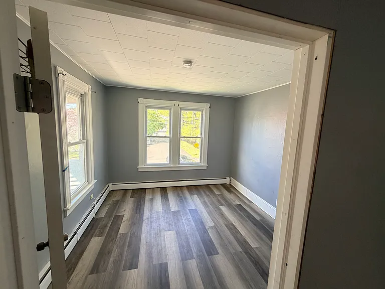 103 Smalley St #2 — Photo 14
