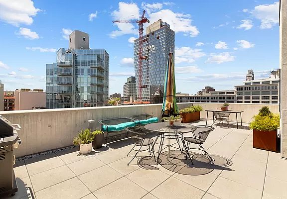 2nd image of 500 Waverly Ave #4