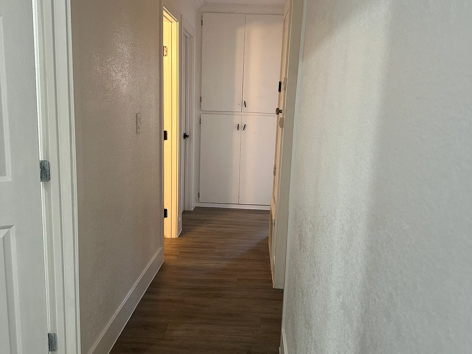 4 bed, 1144 sqft, $2,200 — Photo 2