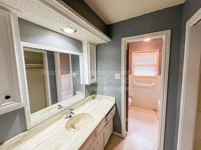 7005 Hartford Ave #B — Photo 7