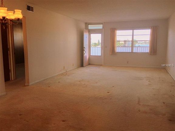 4th image of 1847 Shore Dr S APT 512