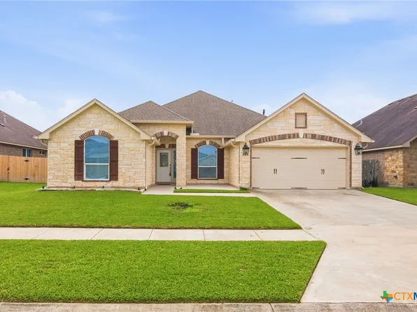 115 Sandstone Ct, Victoria, TX 77904