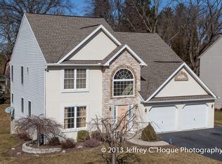 3208 Nash Rd, Sinking Spring, PA 19608