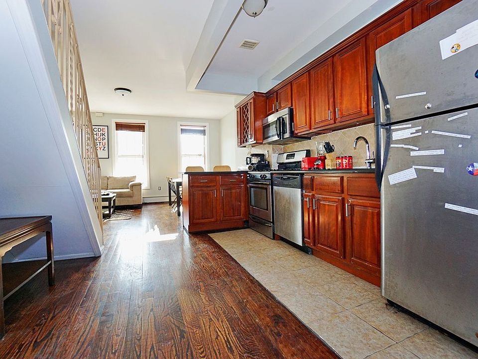 1st image of 47 Vernon Ave APT 2a