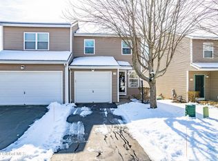 123 Harvard Rd, Watervliet, NY 12189