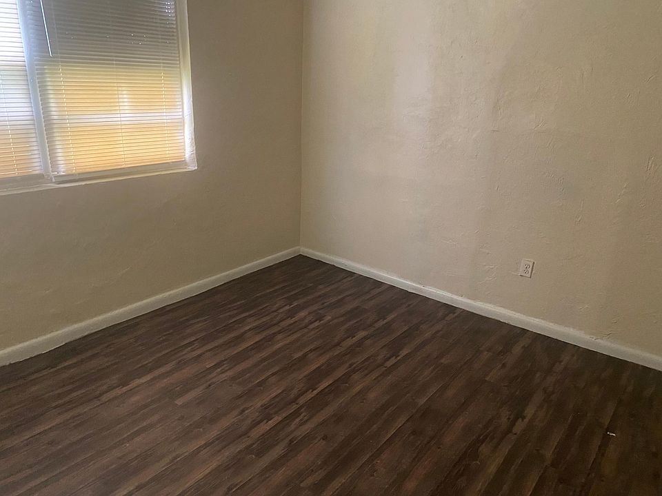 1st image of 1450 NW 1st Ave APT 10