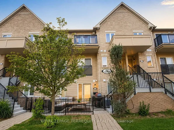 4975 Southampton Dr, Mississauga, ON