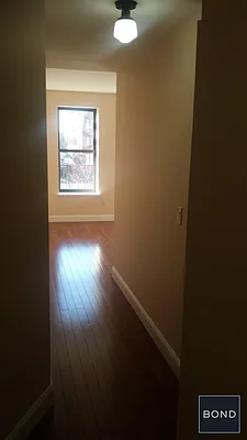 Rented by Bond New York | media 3