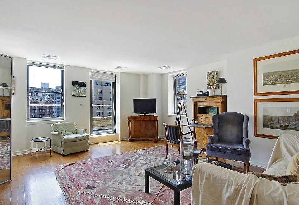 1st image of 253-263 W 73rd St #13A