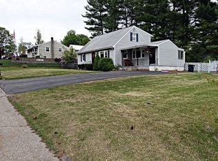 7 Larchmont Dr, Nashua, NH 03062