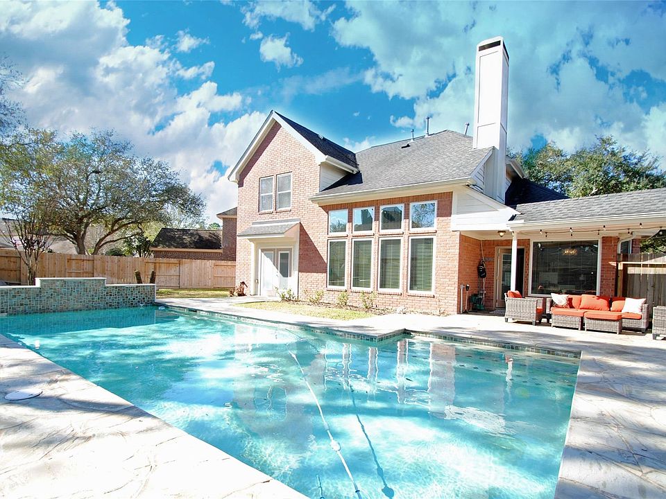 1st image of 19603 Piney Place Ct