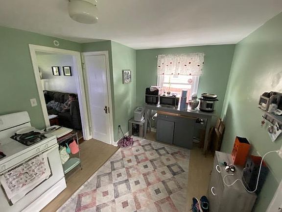 2nd image of 19 Gunnell Ave
