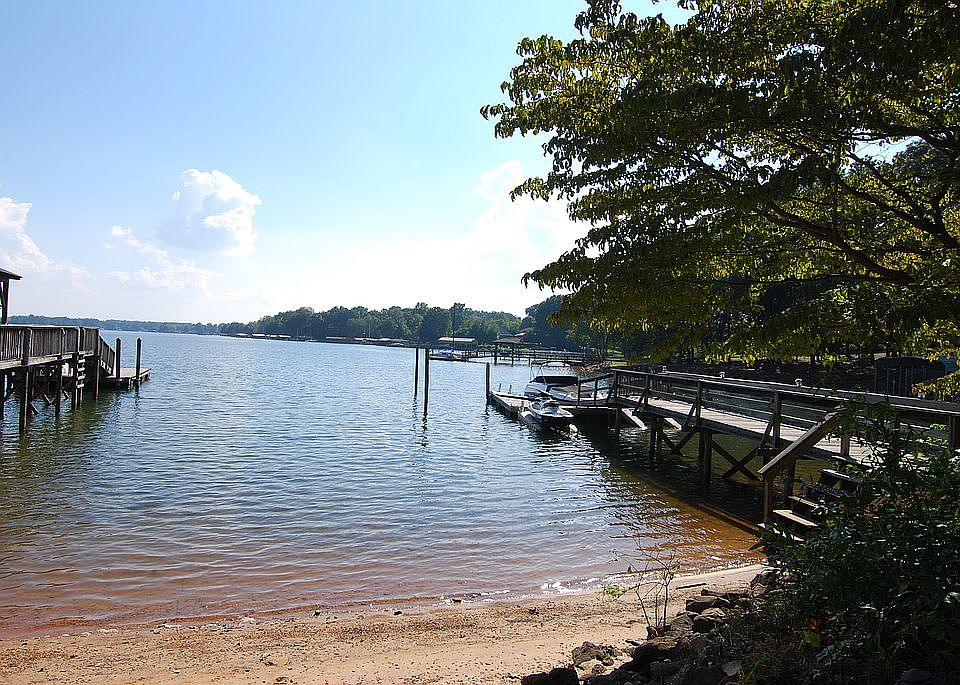 The stunning wide open water