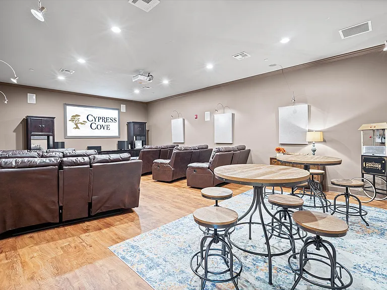 Cypress Cove Apartment Homes — Photo 33