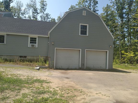 3rd image of 136 Harry Howes Road