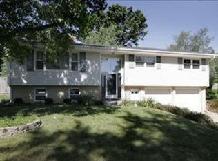 6526 Robinswood St, Portage, MI 49024