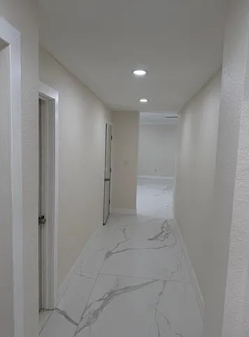 6410 NW Miami Ct — Photo 7