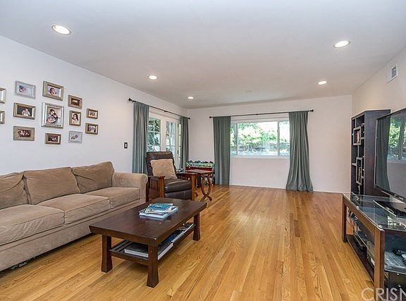 5th image of 5069 Tendilla Ave