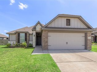 7905 Putter Place Ct, Navasota, TX 77868