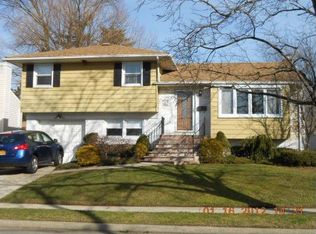 1525 Pea Pond Rd, Bellmore, NY 11710