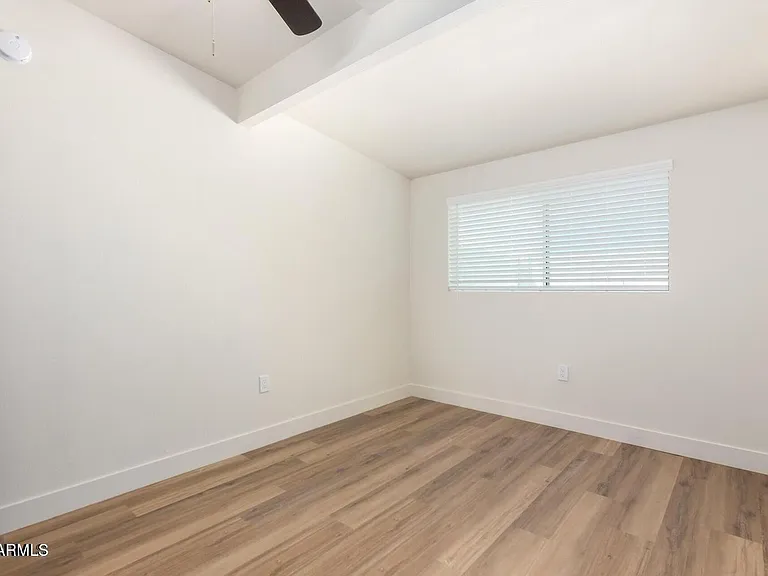 6043 W Laurie Ln #4 — Photo 10