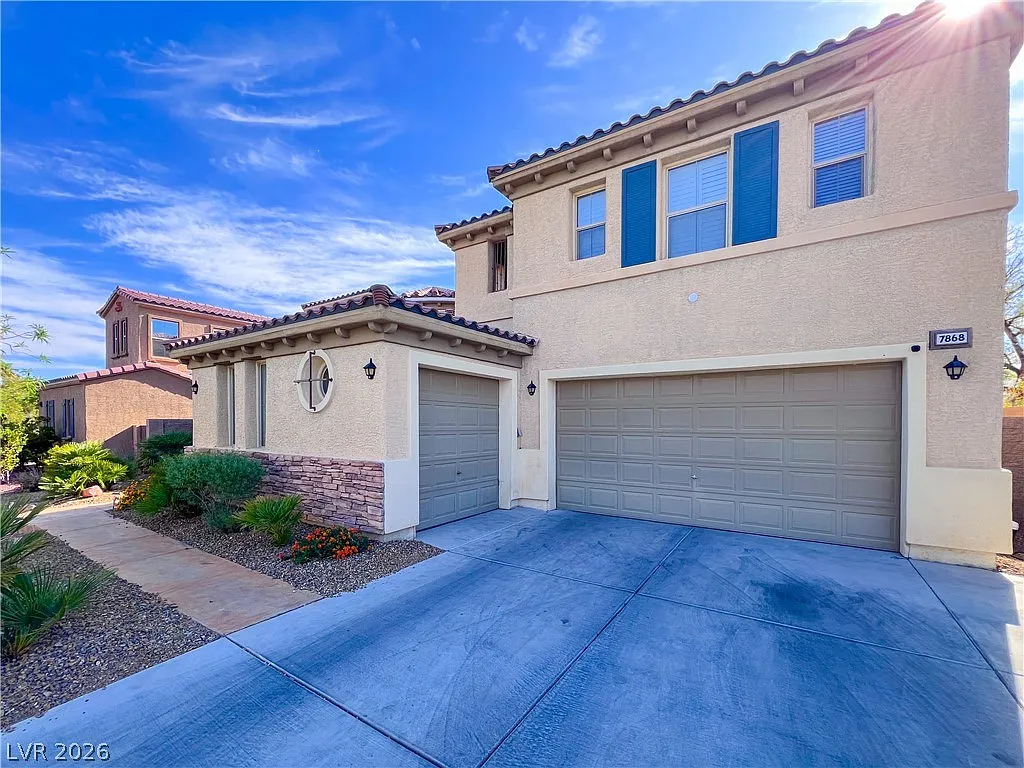 4 bed, 3.5 bath, 4413 sqft, $3,750 — Photo 4