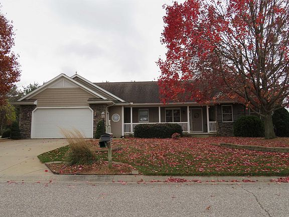 3rd image of 11926 Sandbrooke Dr