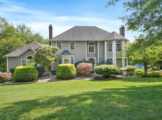 45 Blanket Meadow Rd, Monroe, CT 06468